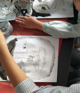 Autorretratos como estudio interior