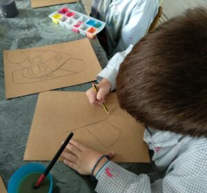 Esculturas Picasso Cartón 4